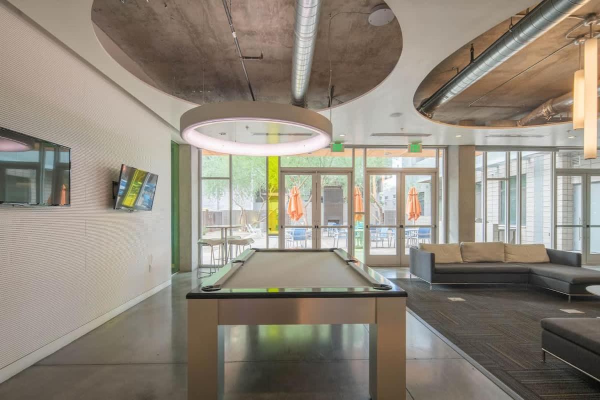 Lovely 1bd - Downtown - Gym, Pool, Parking Apartment Phoenix